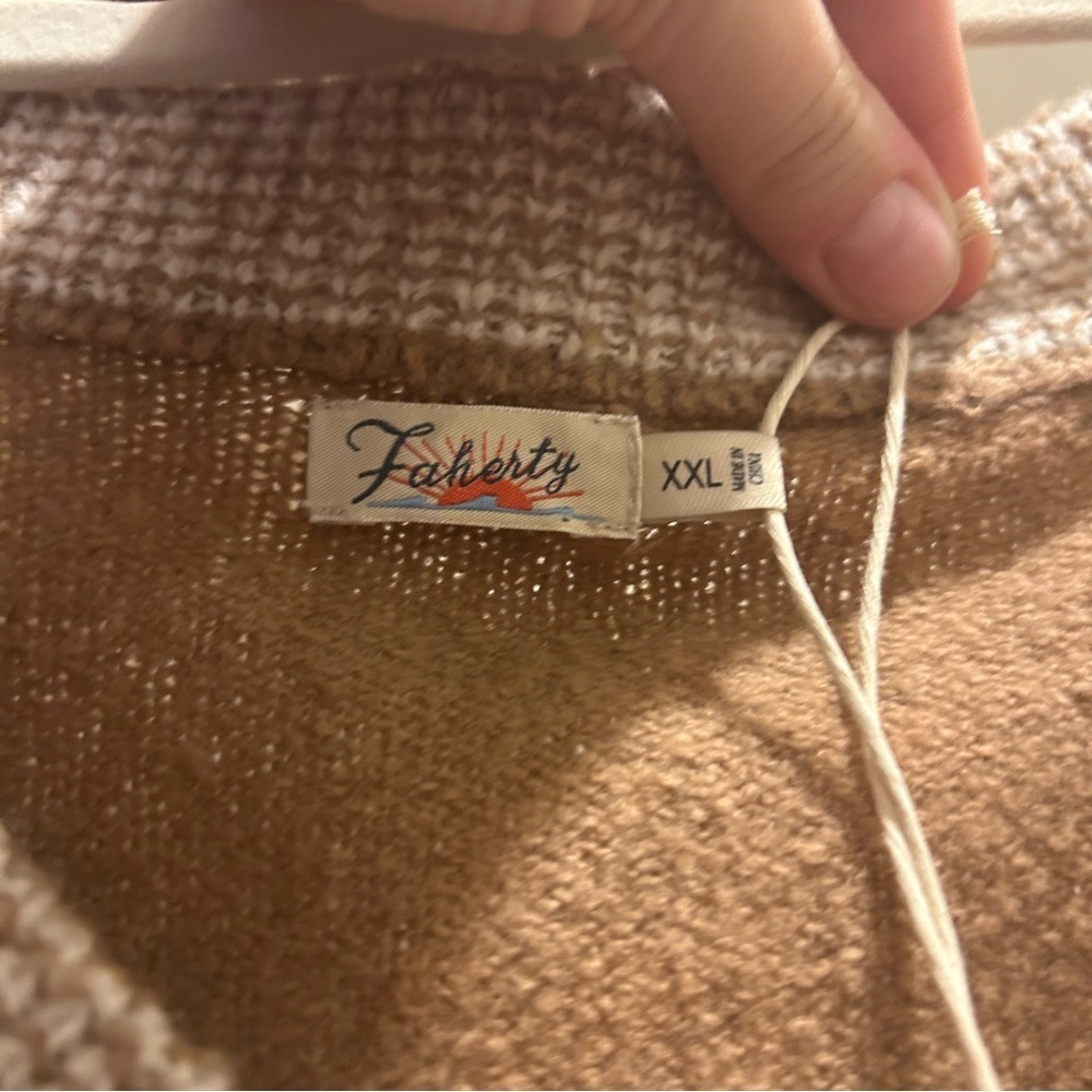NWT Faherty Serene Sweater Chai Latte - Picture 5 of 8